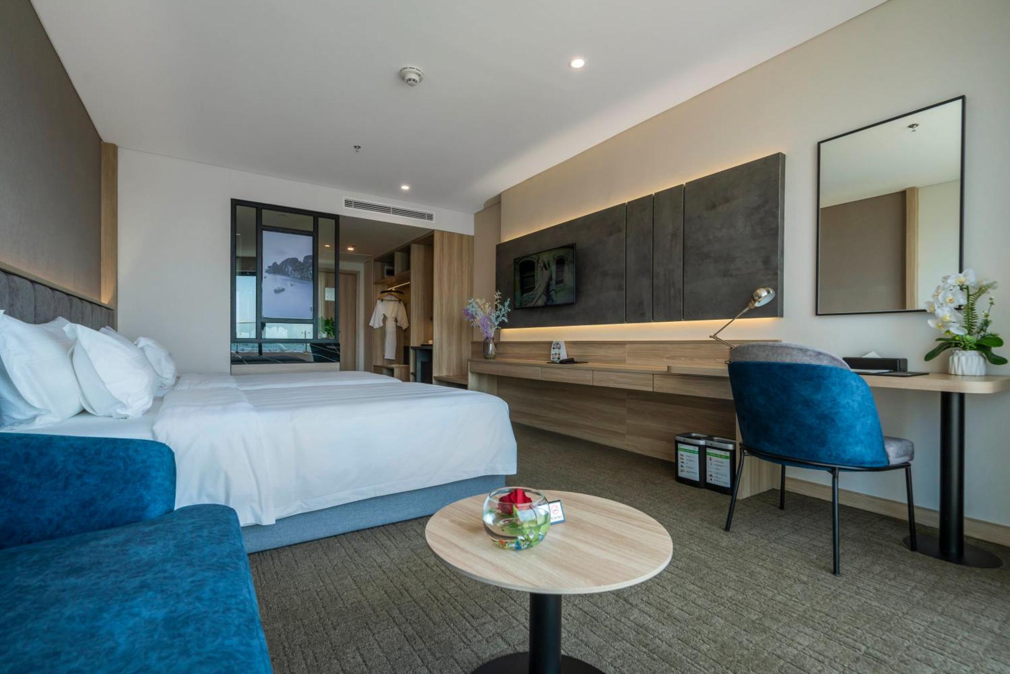 Hotel Wyndham Garden Legend Halong Ha Long Exterior foto